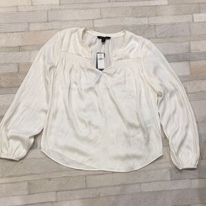 Banana Republib  Ivory Long-Sleeve  Blouse